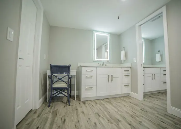 Apartment Townhouse At San Remo *
