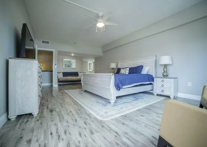Townhouse At San Remo Apartment Clearwater Beach