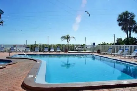 Townhouse At San Remo Apartment *