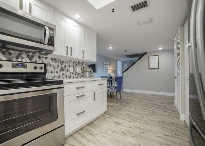 Apartment Townhouse At San Remo Clearwater Beach